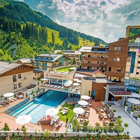Alpinresort Valsaa - Sport & Spa Зальбах-Хинтерглемм Экстерьер фото